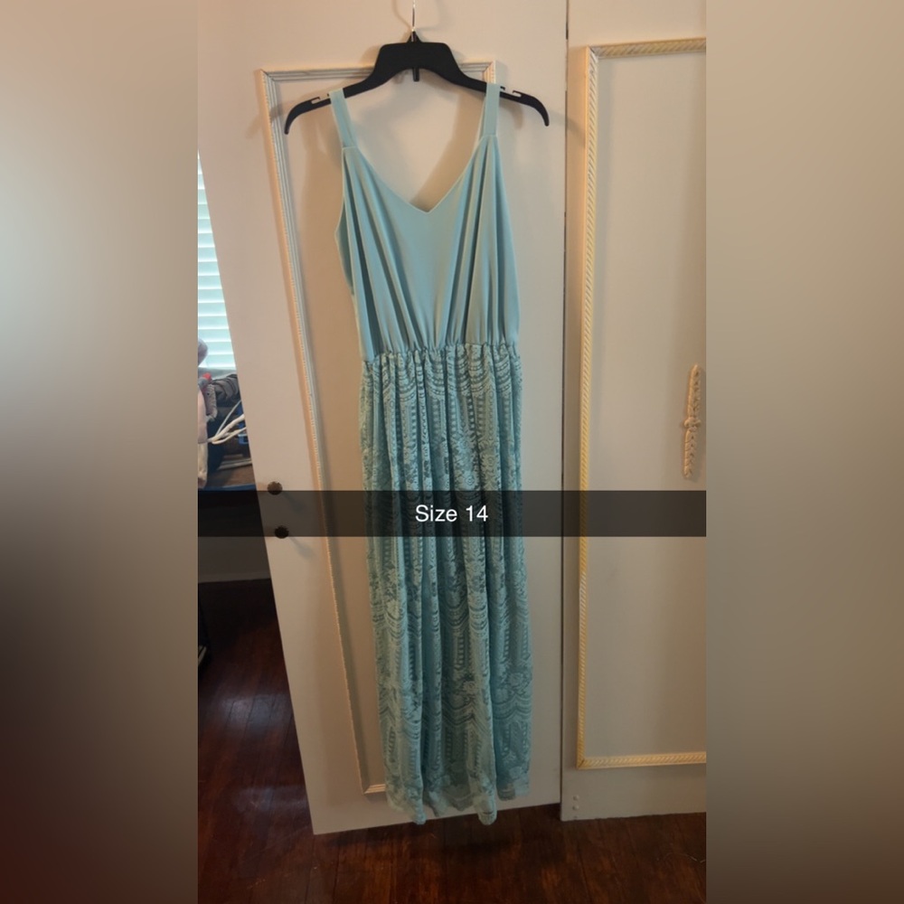 Elegant Light Blue Maxi Dress
